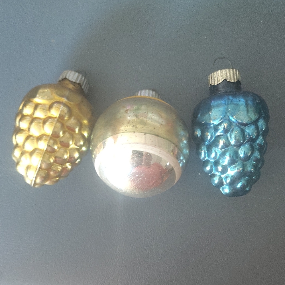 Shiny Brite Festive Gold, Silver, and Blue Holiday Ornaments From the Early 40's